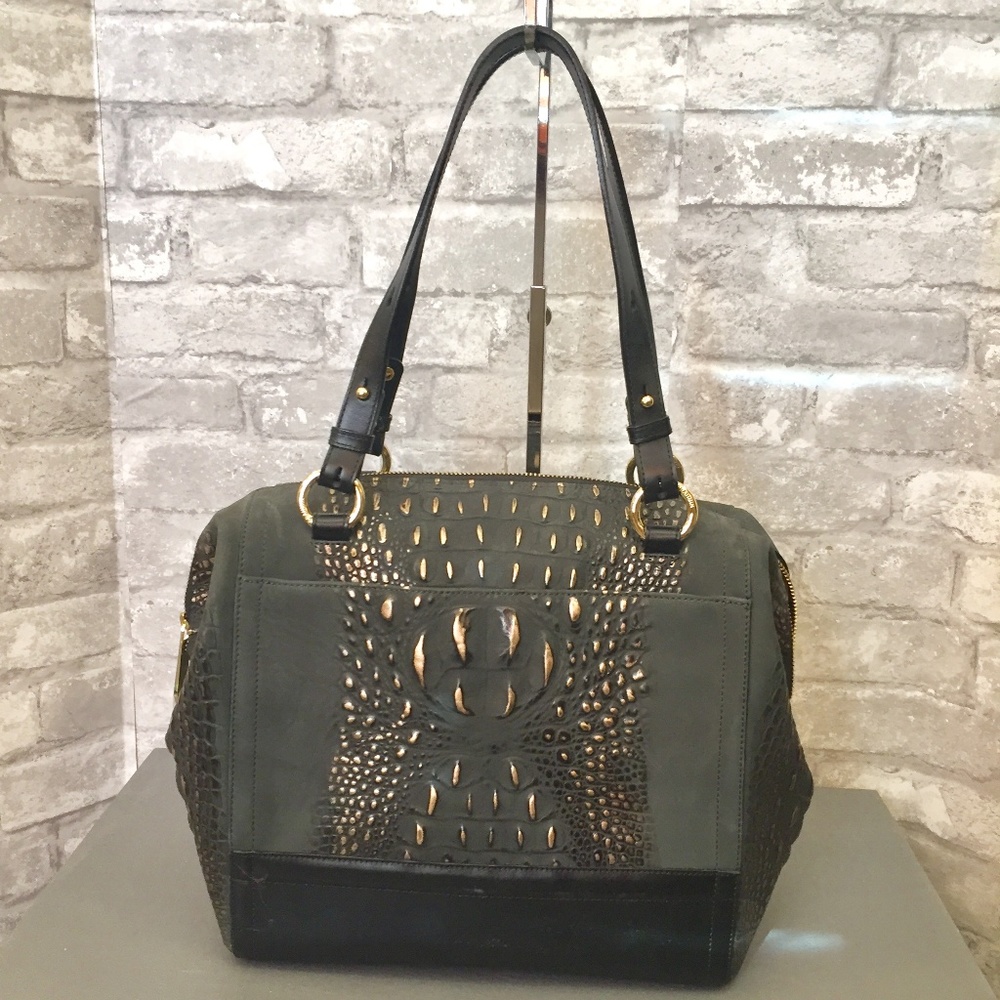 SOLD! Firefly Gardner Hadley Tote!  Like New! - Picture 2 of 6